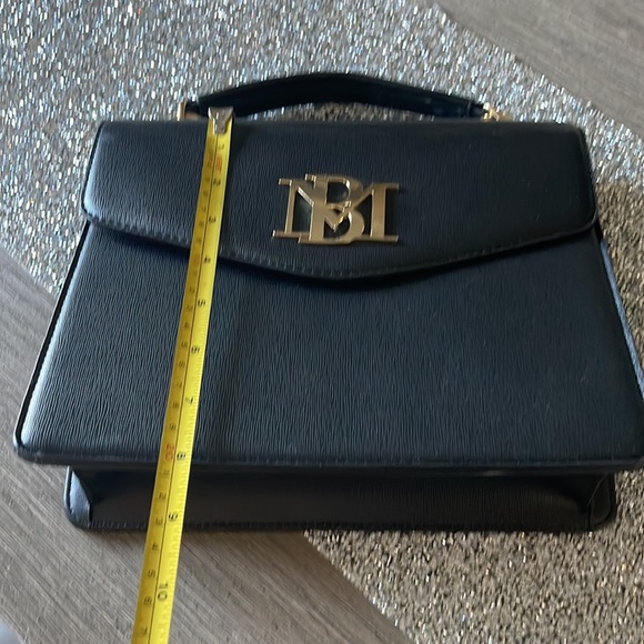 Badgley Mischka Authentic Black Gold Logo Handbag vintage design new condition - Picture 6 of 7